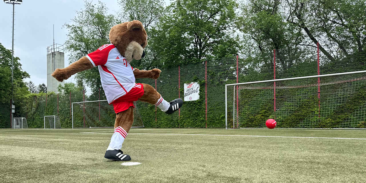 IMG_5960_Berni_Elfmeter