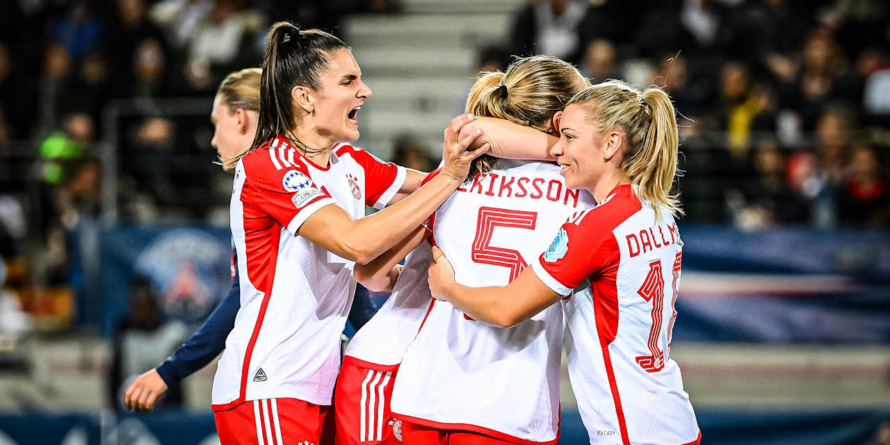 FC Bayern Women, Jovana Damnjanović, Linda Dallmann, Magdalena Eriksson, celebration