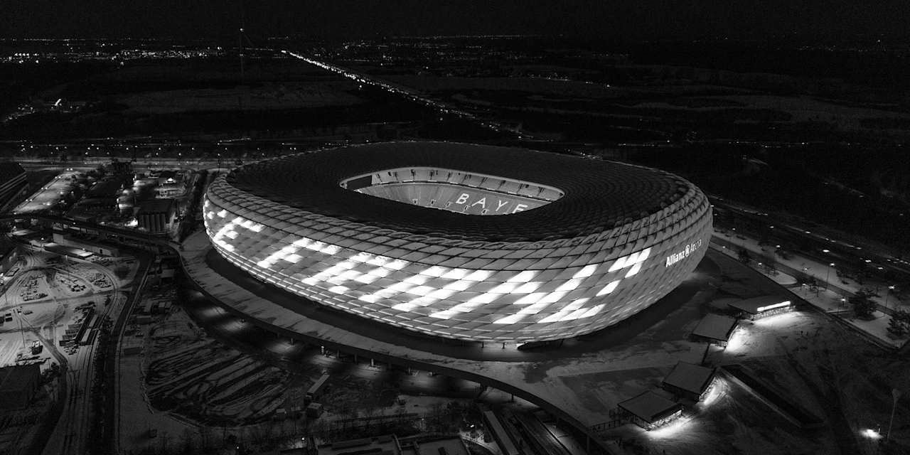 El Allianz Arena se ilumina para dar las gracias a Franz