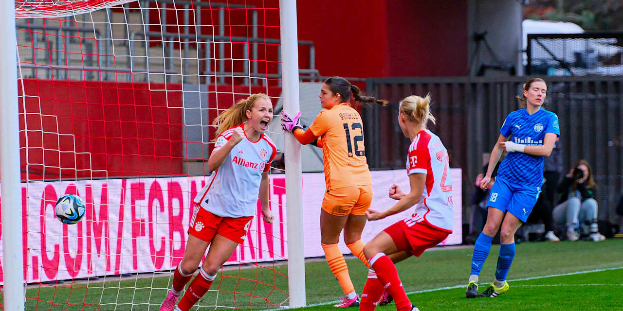 FC Bayern Women at home to SGS Essen