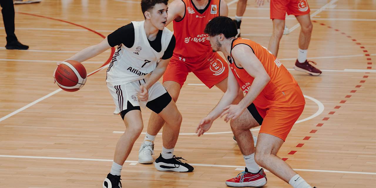 Luka-Pesic-vs