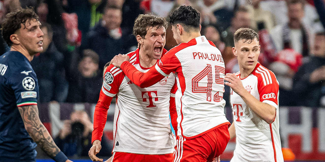 Spielszene aus dem Champions League-Achtelfinale FC Bayern gegen Lazio Rom