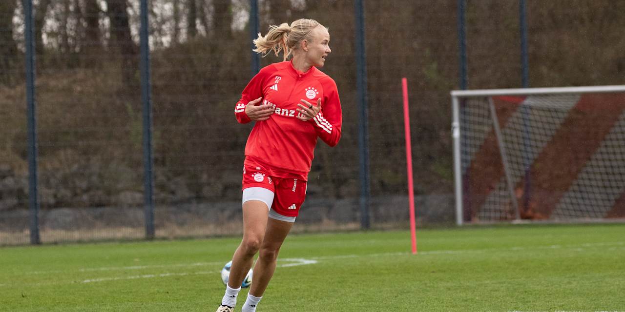 Pernille Harder vom FC Bayern München im Training