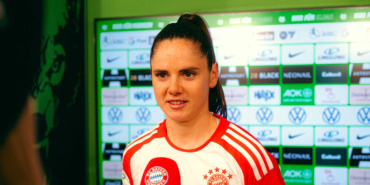Sarah Zadrazil nach dem Spiel in Wolfsburg