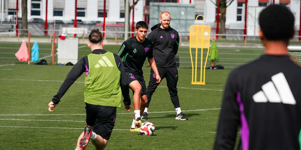 Training der FC Bayern Amateure vor dem Regionalliga-Spiel gegen Aubstadt