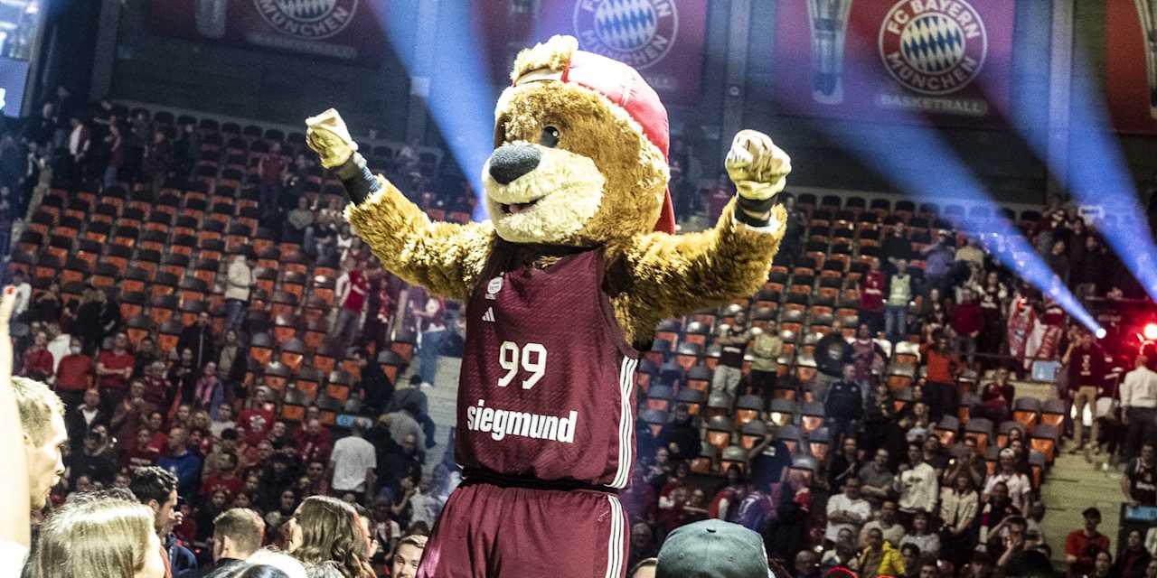 Ben_FCBB_240218_FCBULM_Postgame-36