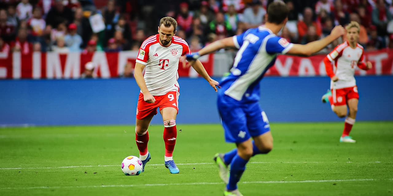 Harry Kane nimmt für das FC Bayern Tor der Saison 2023/2024 Maß