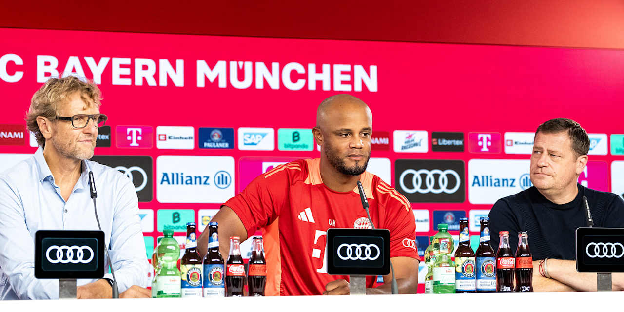 Vincent Kompany speaks in the FC Bayern press conference.