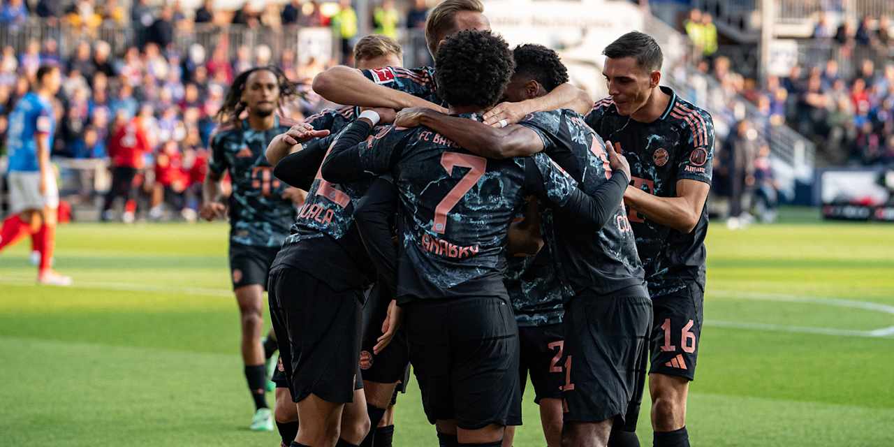 Spielszene aus der Bundesliga-Partie Holstein Kiel vs. FC Bayern