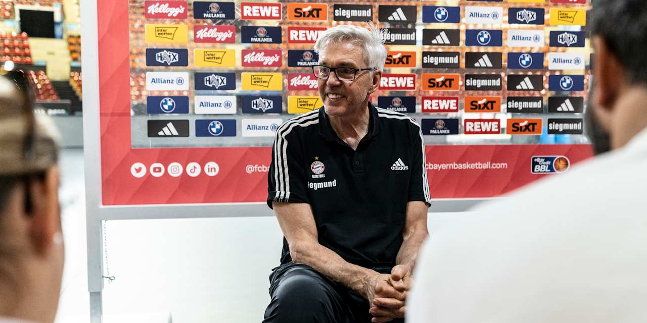 FC Bayern Basketball Headcoach Gordon Herbert im Medientalk vor dem Bundesliga-Spiel gegen die Hamburg Towers.