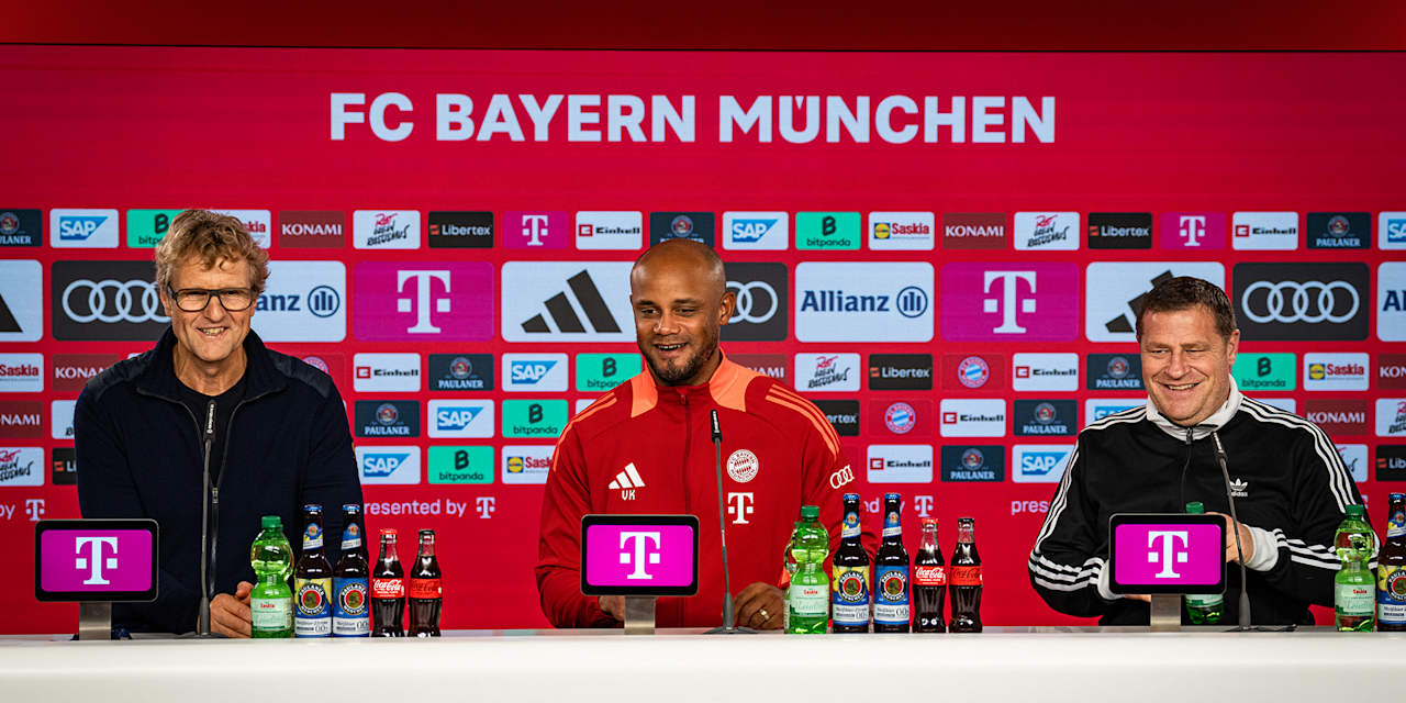 Vincent Kompany speaks at the FC Bayern press conference.
