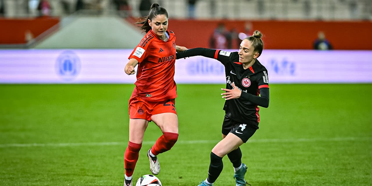 Sarah Zadrazil FC Bayern Women Eintracht Frankfurt