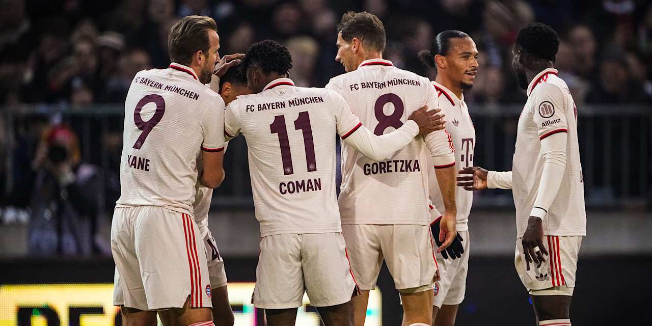 Spielszene aus der Partie FC St. Pauli - FC Bayern