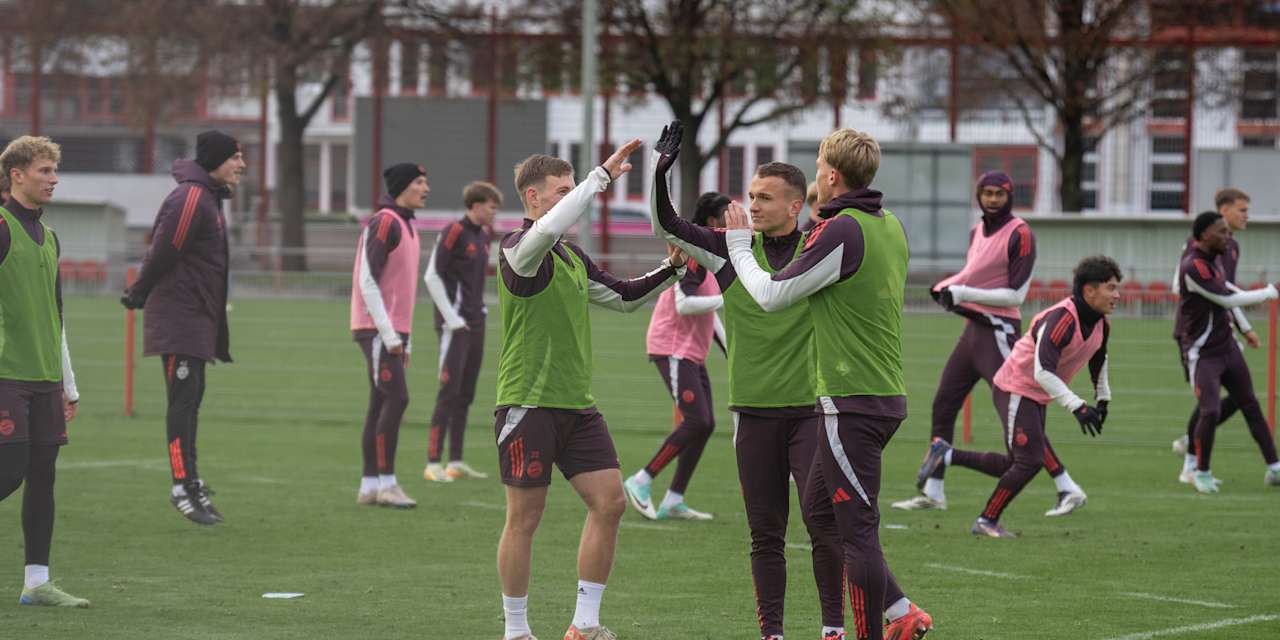 FC Bayern Amateure im Training vor dem Regionalliga-Spiel gegen die SpVgg Bayreuth