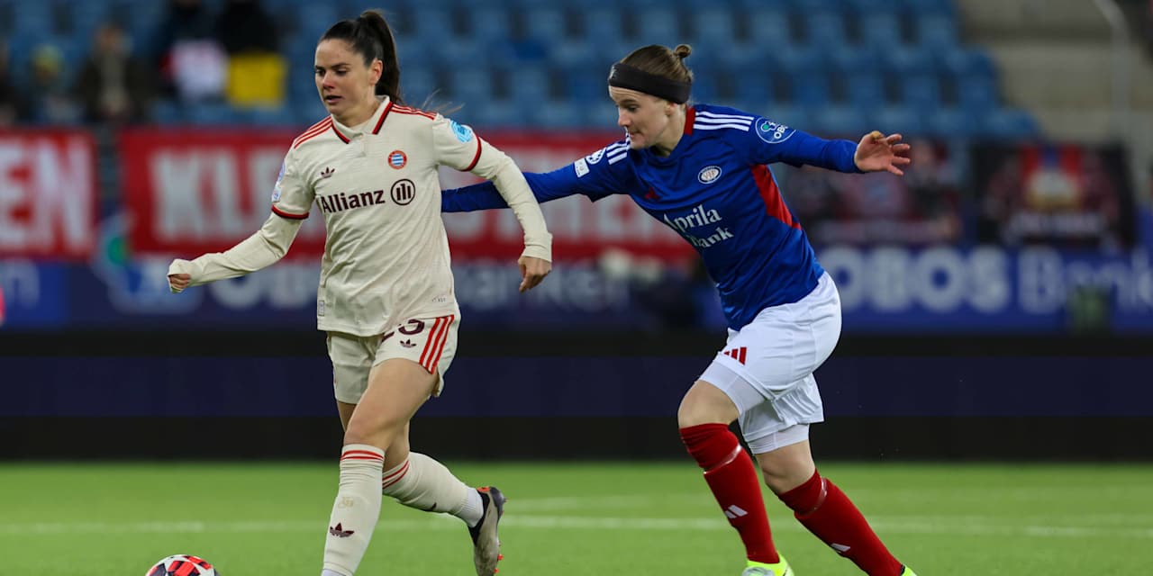 Sarah Zadrazil in a duel in FC Bayern Women's away match against Vålerenga