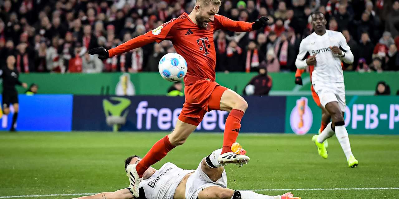 Eine Szene im Pokalspiel zwischen dem FC Bayern und Bayer 04 Leverkusen