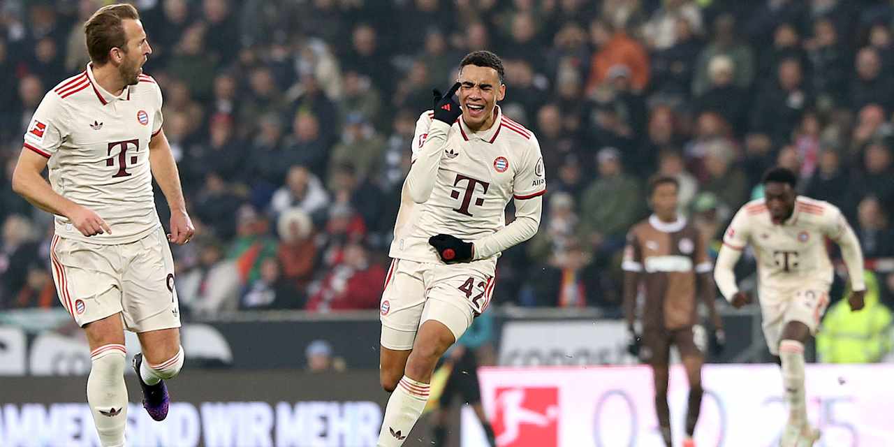 Jamal Musiala scores against St. Pauli