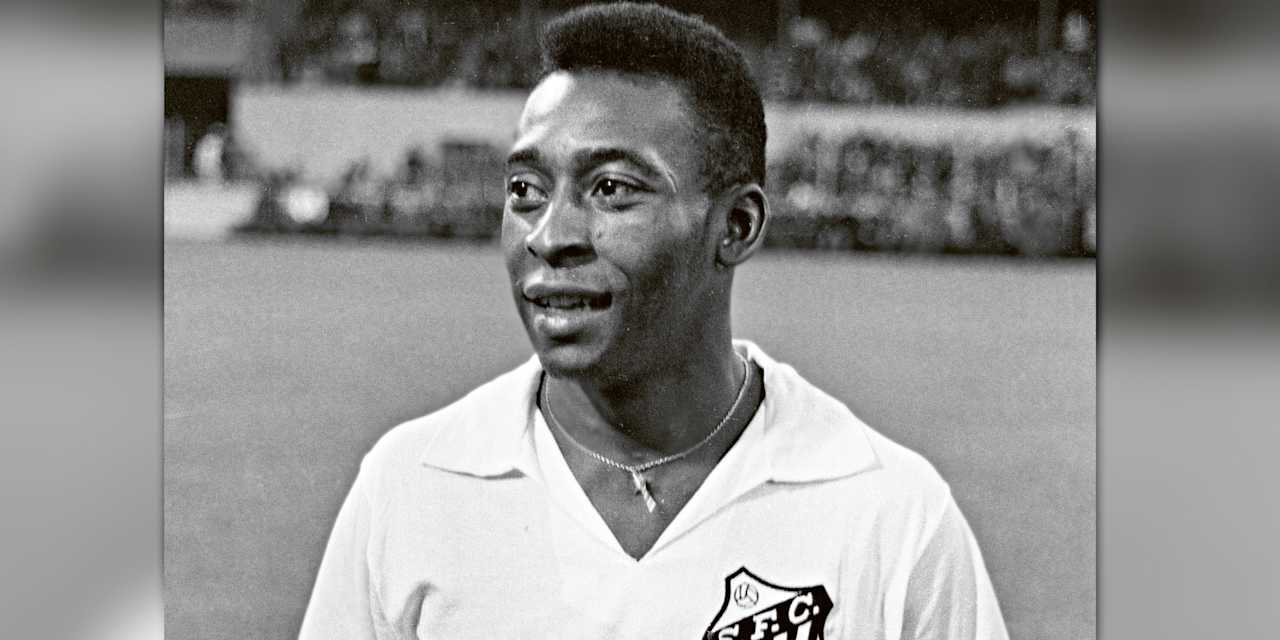 Pele in a Santos FC jersey