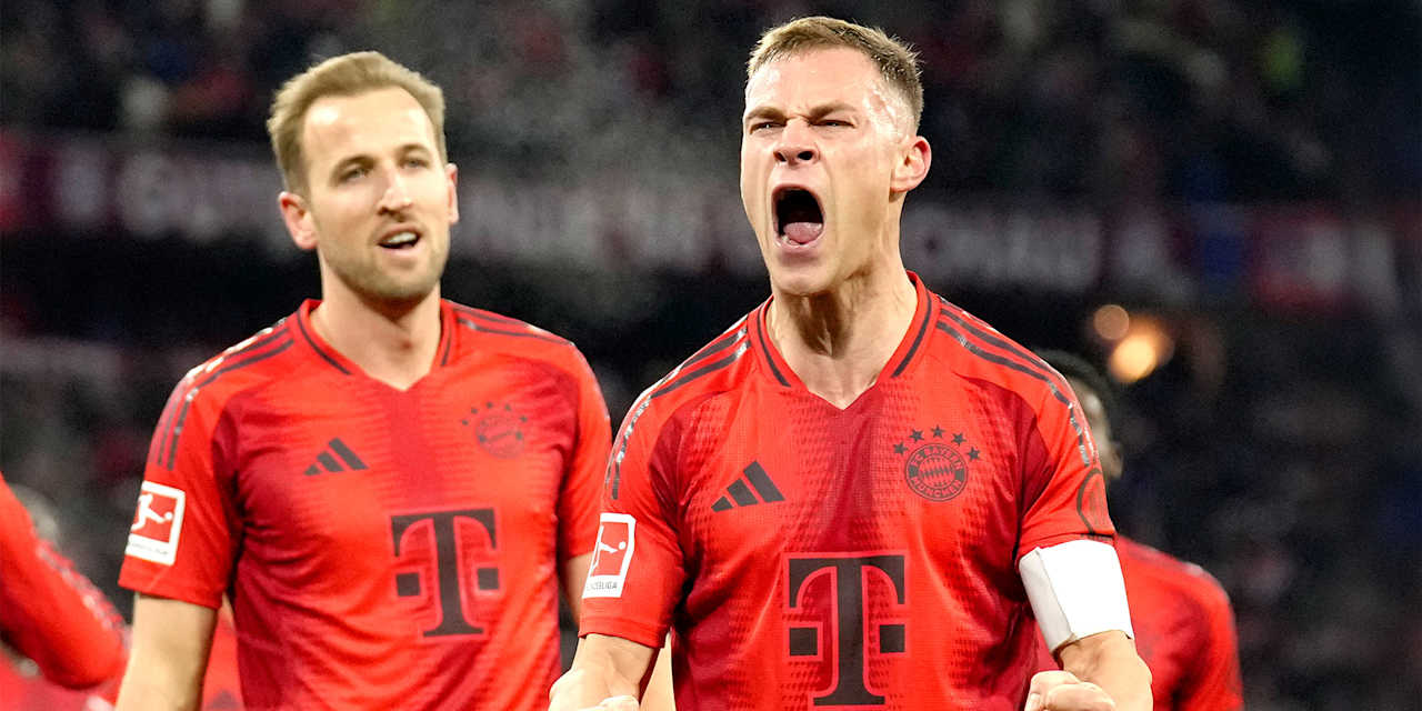 Joshua Kimmich jubelt, nachdem er das FC Bayern Tor des Monats Dezember 2024 erzielt hat.