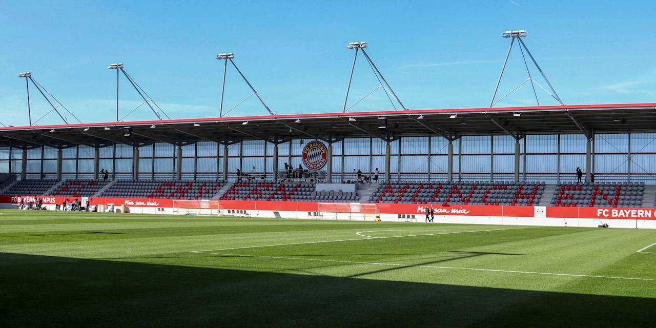 Die Spielstätte am FC Bayern Campus, Austragungsort für die Heimspiele der U19 und der U17