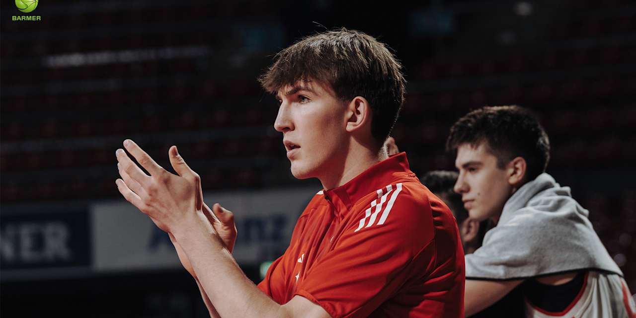 Kilian-Dueck-applaus-bank