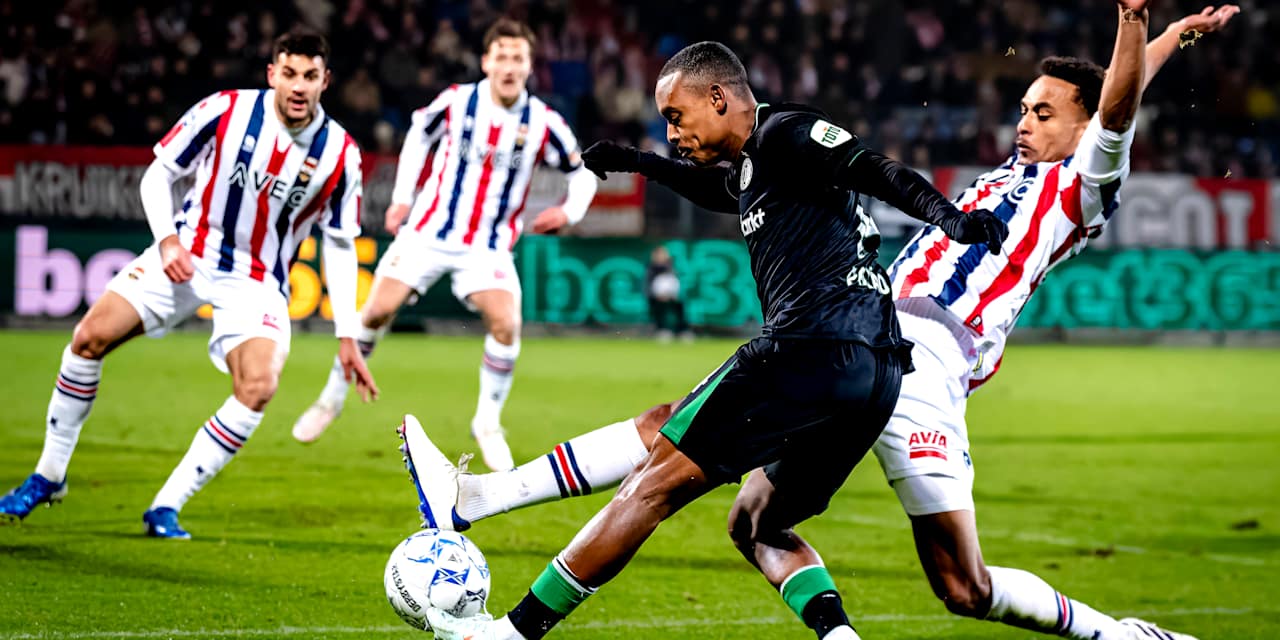 Igor Paixao of Feyenoord in the away match at Willem II Tilburg.
