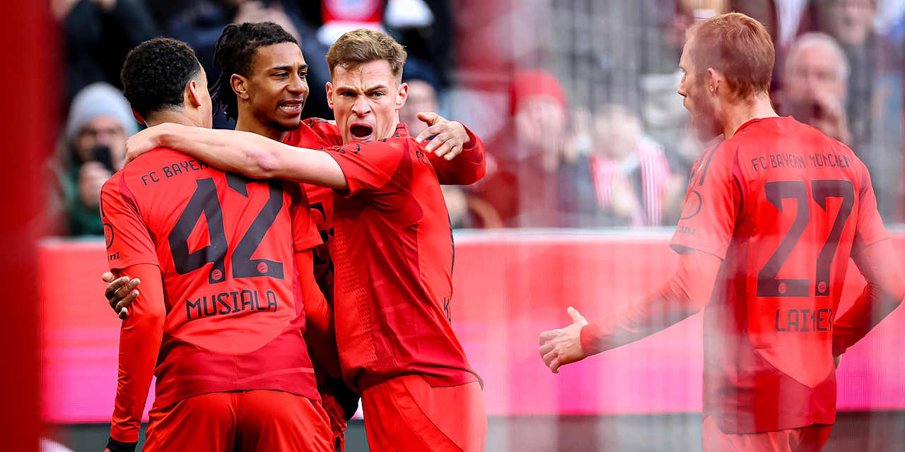 Spielszene aus dem Bundesliga-Spiel FC Bayern vs. Holstein Kiel