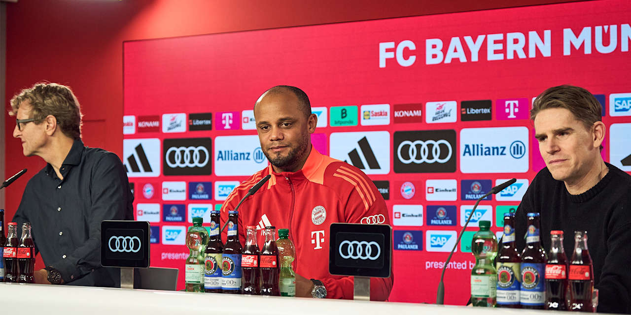 Media spokesman Dieter Nickles, head coach Vincent Kompany and sporting director Christoph Freund at FC Bayern's pre-match press conference against Bremen.