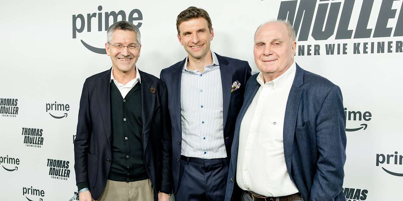Herbert Hainer, Thomas Müller und Uli Hoeneß bei der Premier von Thomas Müller - Einer wie keiner