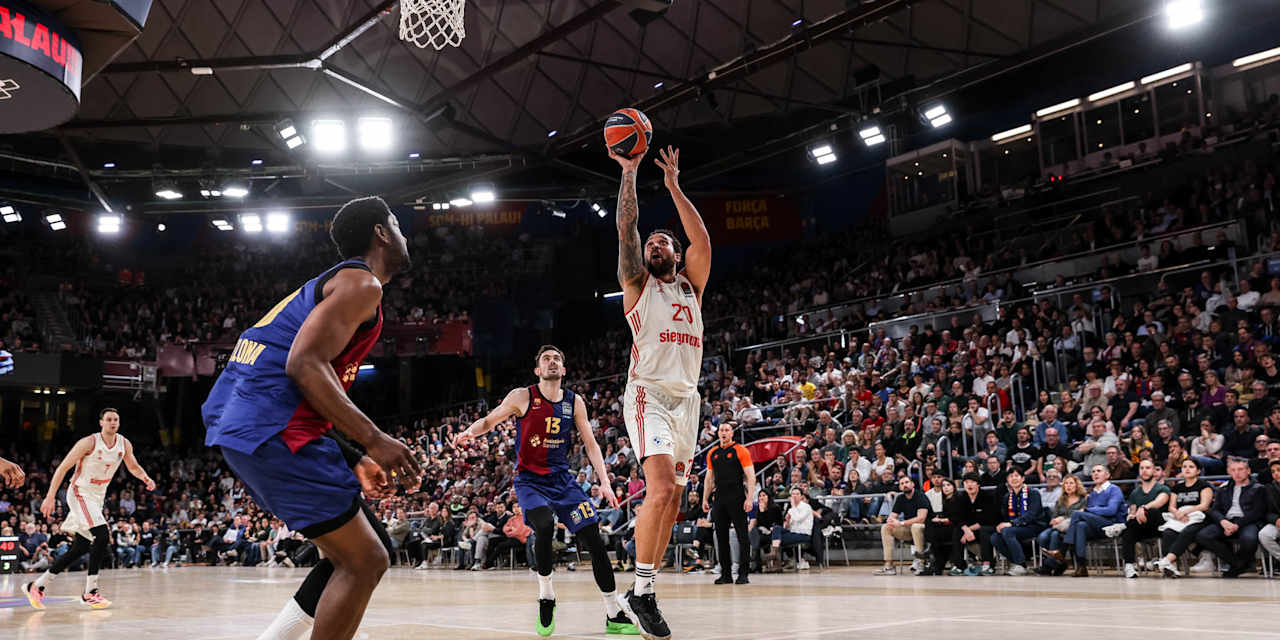 FC Bayern Basketball wins the away game in Barcelona.