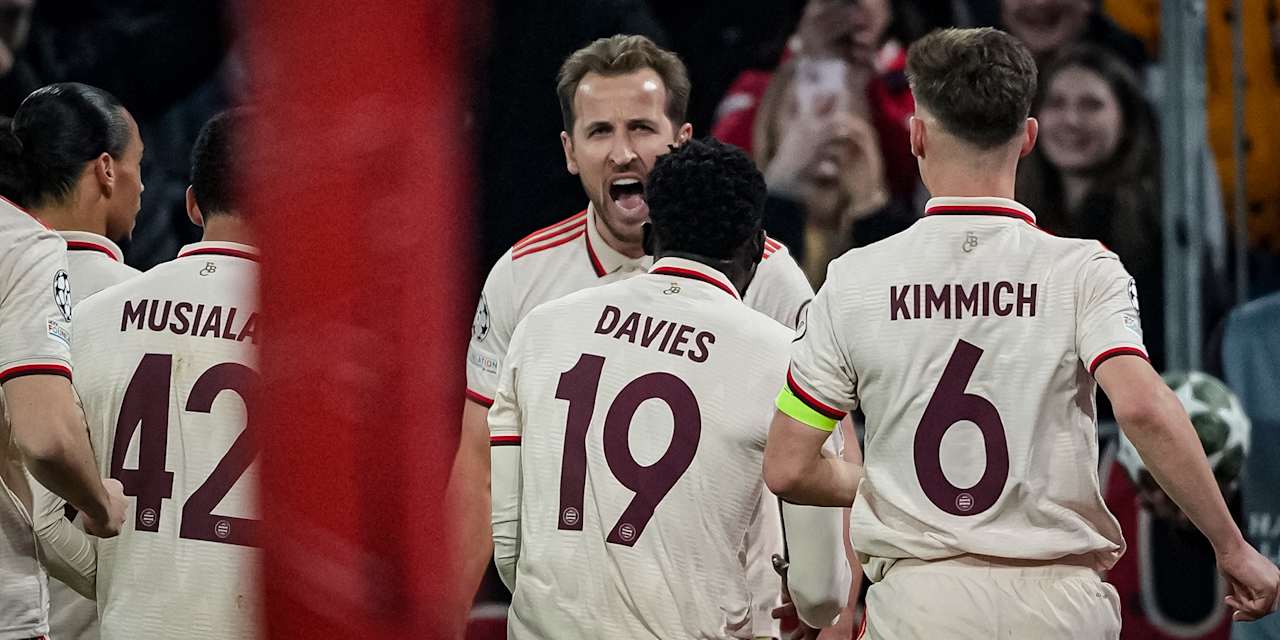Harry Kane jubelt, nachdem er das FC Bayern Tor des Monats März 2025 erzielt hat.