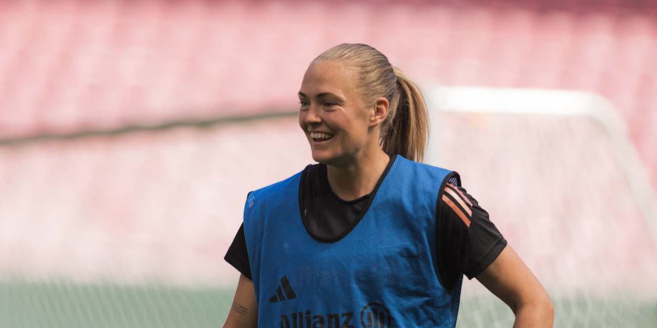 Magdalena Eriksson läuft sich auf dem Trainingsplatz warm.