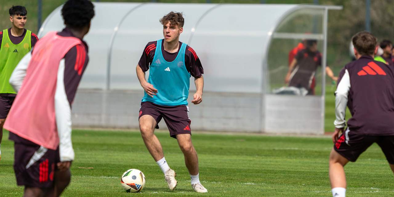 Training der FC Bayern U17 vor dem Achtelfinale gegen Karlsruhe.