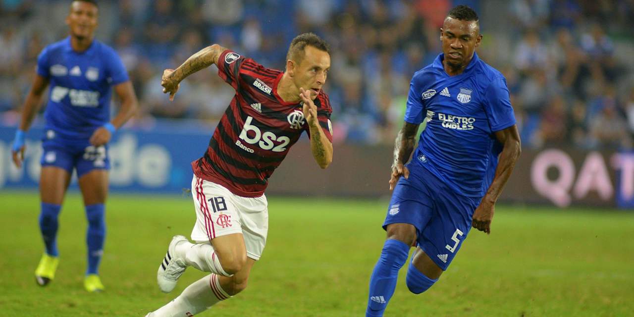 Alt-Tag: Rafinha on the ball for his former club CR Flamengo.