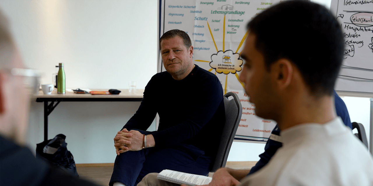 Sportvorstand Max Eberl beim GameChanger-Programm