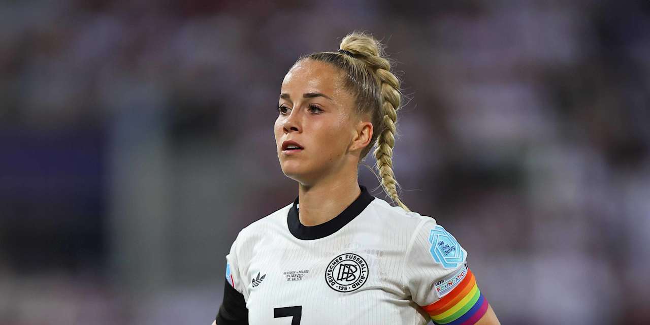 Giulia Gwinn in the Germany jersey wearing the captain's armband