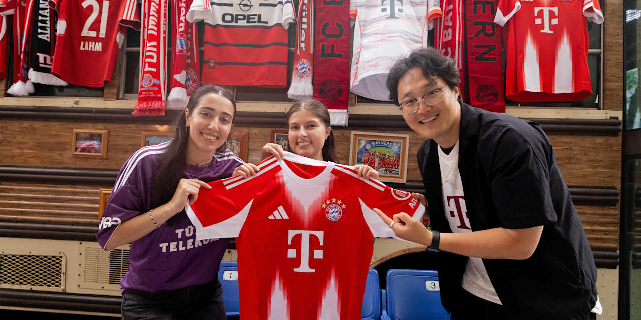 ClubEleven Soccer Bus FC Bayern office New York City