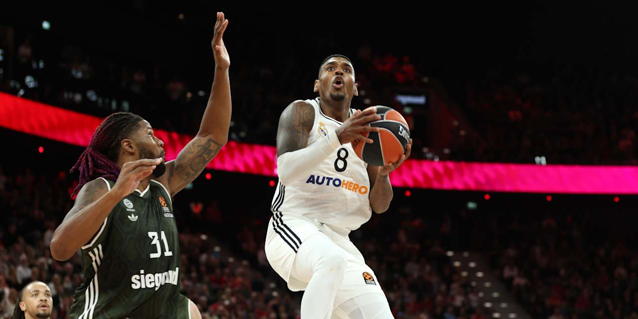 Xavier Rathan-Mayes played for Real Madrid last season, shown here against FC Bayern Basketball at the SAP Garden.