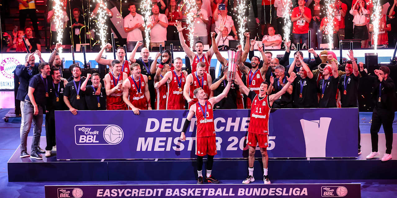 Der FC Bayern Basketball als Deutscher Meister 2025