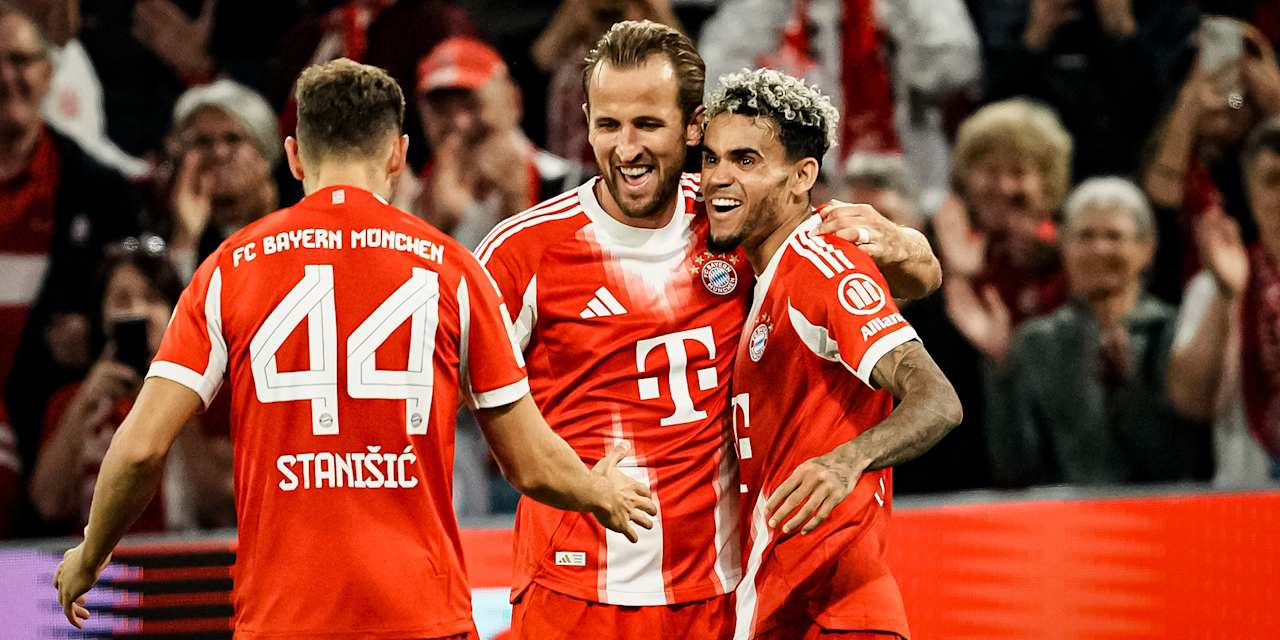 Harry Kane bejubelt seinen zweiten Treffer während des Bundesligaauftakts zwischen dem FC Bayern und RB Leipzig