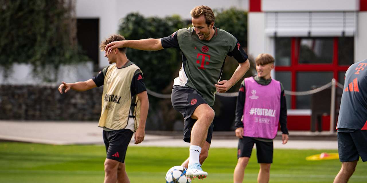 Harry Kane am Ball im Training des FC Bayern vor dem Champions League-Spiel gegen Chelsea.