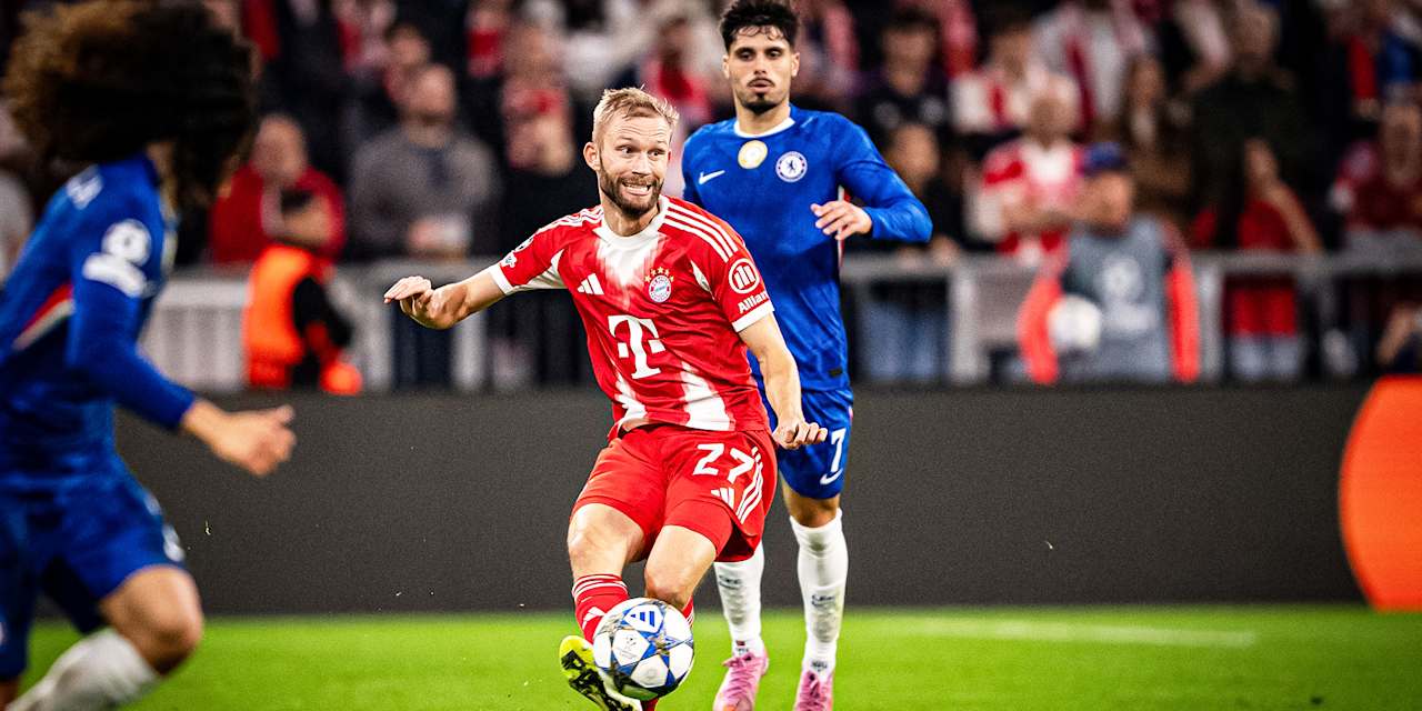 Konrad Laimer mit Ball am Fuß während des Heimspiels des FC Bayern zum Auftakt in die Champions League gegen den FC Chelsea