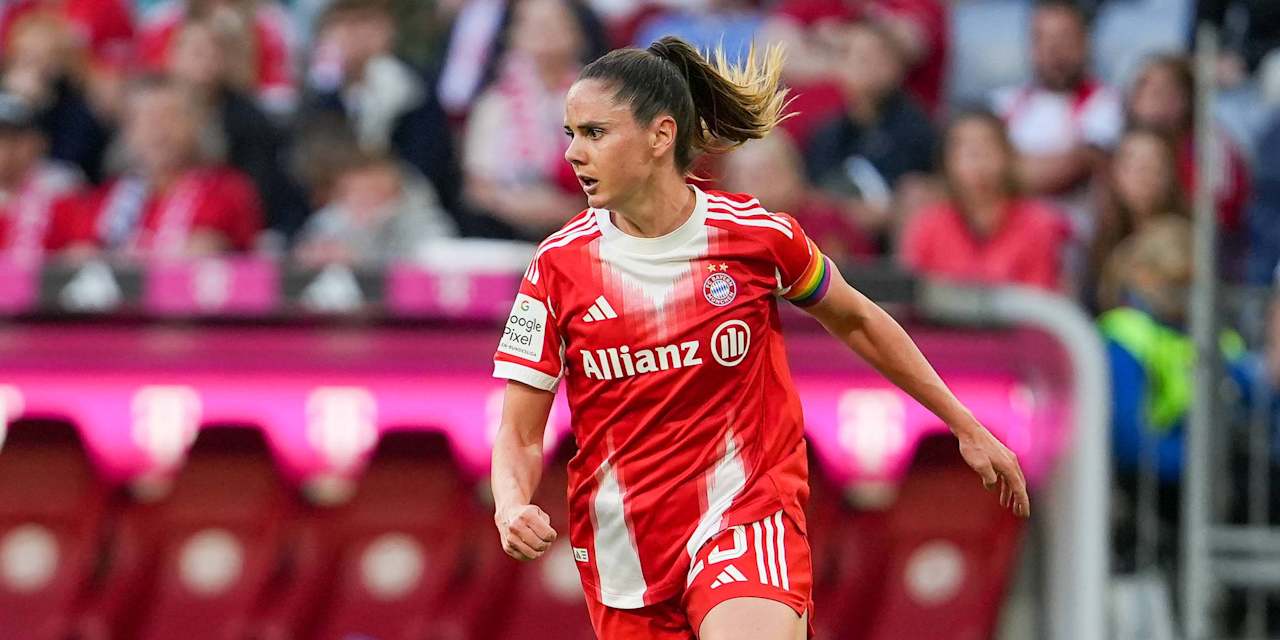 Sarah Zadrazil während des Bundesliga-Duells gegen Bayer 04 Leverkusen.