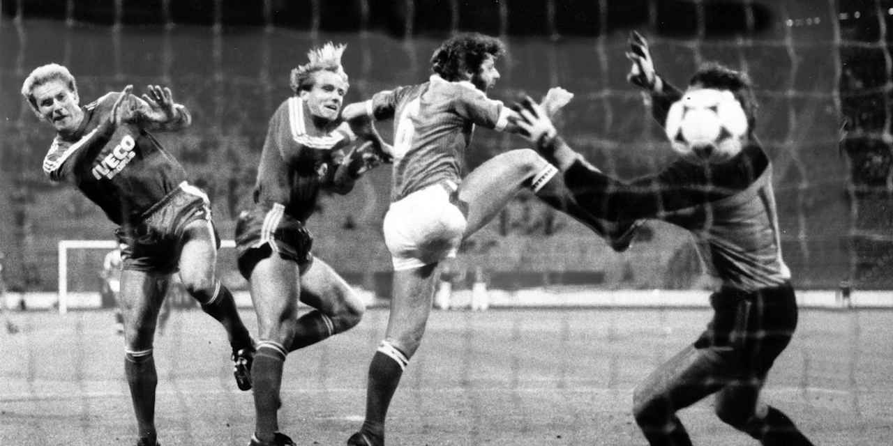 Karl-Heinz und Michael Rummenigge im Spiel des FC Bayern gegen Famagusta.