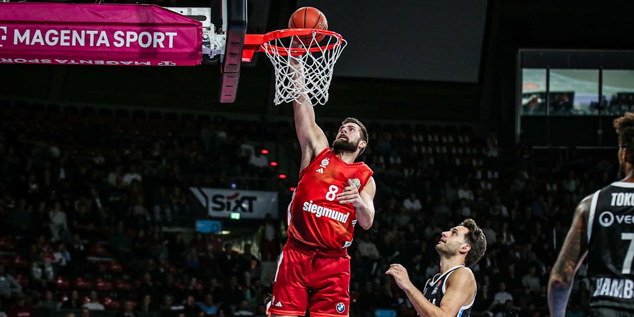 Leon Kratzer und die Bayern-Basketballer müssen im Pokal-Achtelfinale gegen die Löwen aus Braunschweig ran.