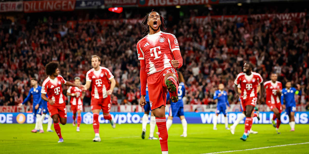 Michael Olise bejubelt den Sieg über den FC Chelsea