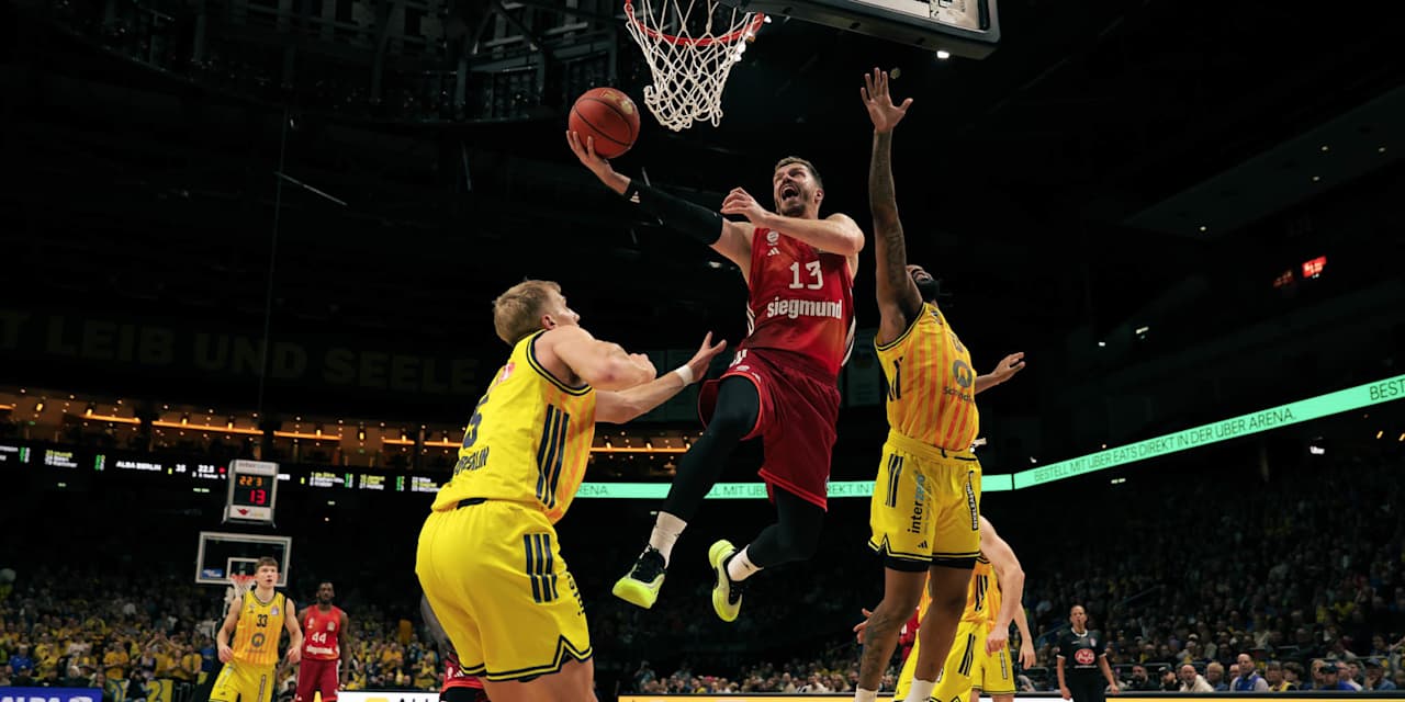 Andi Obst und der FC Bayern Basketball verlieren das Spiel in Berlin