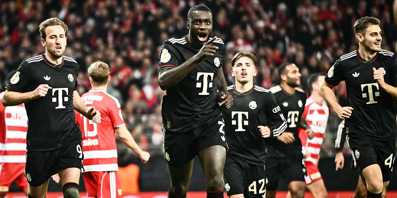 Dayot Upamecano läuft jubelnd während des Auswärtsspiels des FC Bayern im DFB-Pokal-Achtelfinale bei Union Berlin