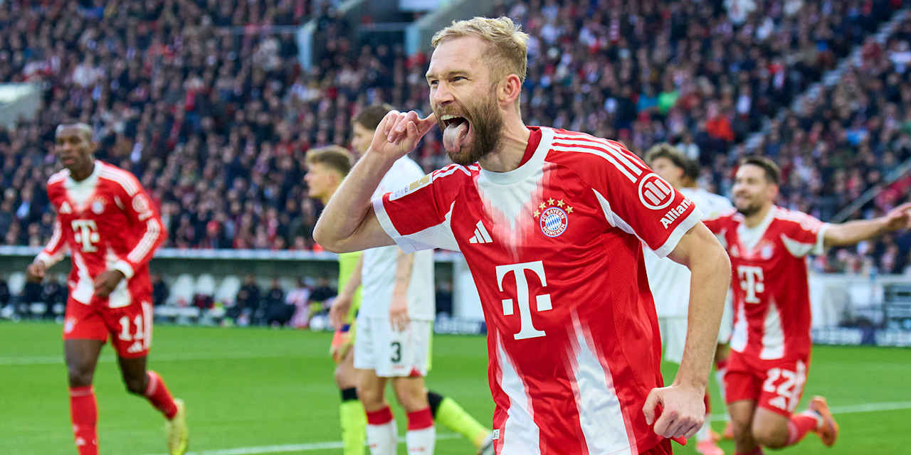 Konrad Laimer sticks out his tongue while celebrating his goal to make it 1–0 in FC Bayern's Bundesliga game at VfB Stuttgart.