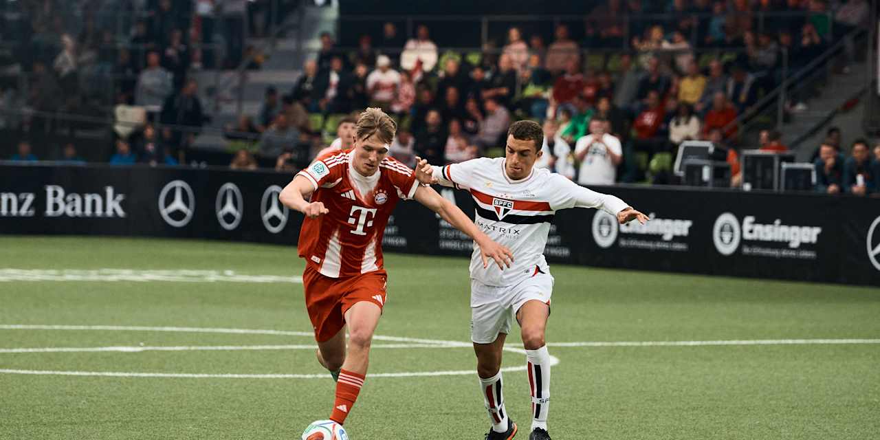 Die U19 im Spiel gegen São Paulo.